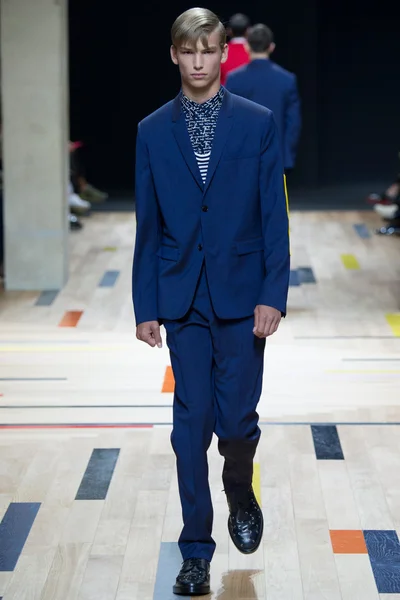 Look 20
